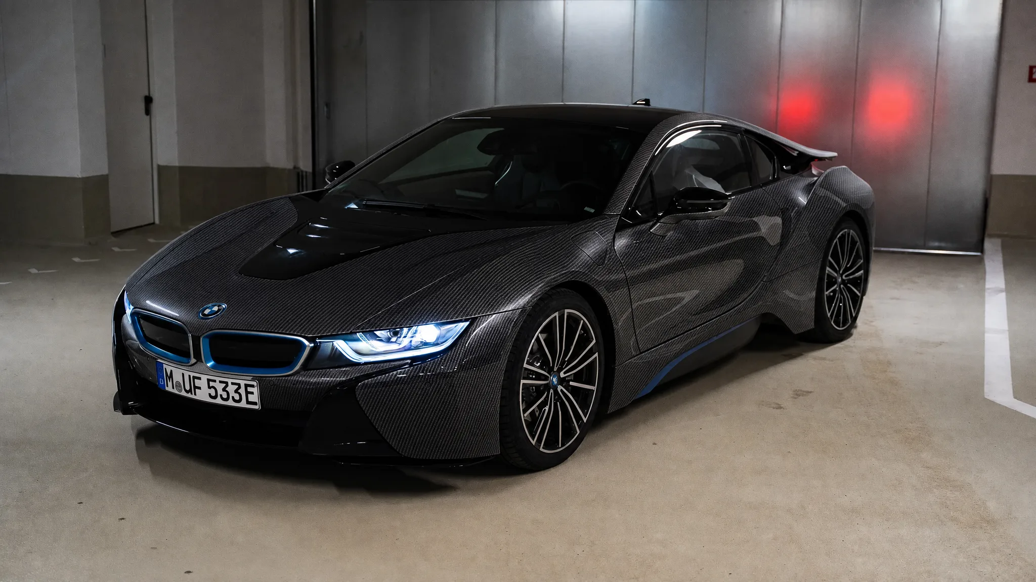 Carbon Fiber Wrap BMW i8