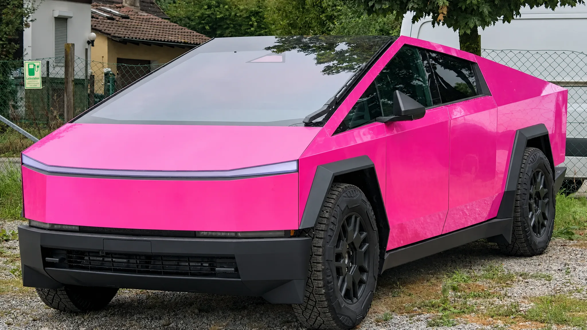 Neon Pink Gloss Cybertruck wrap