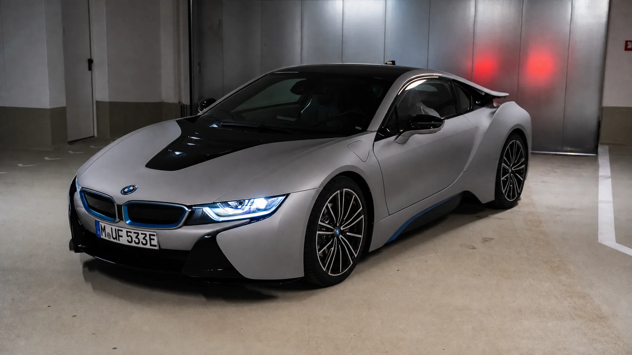 Satin Grey Wrap BMW i8