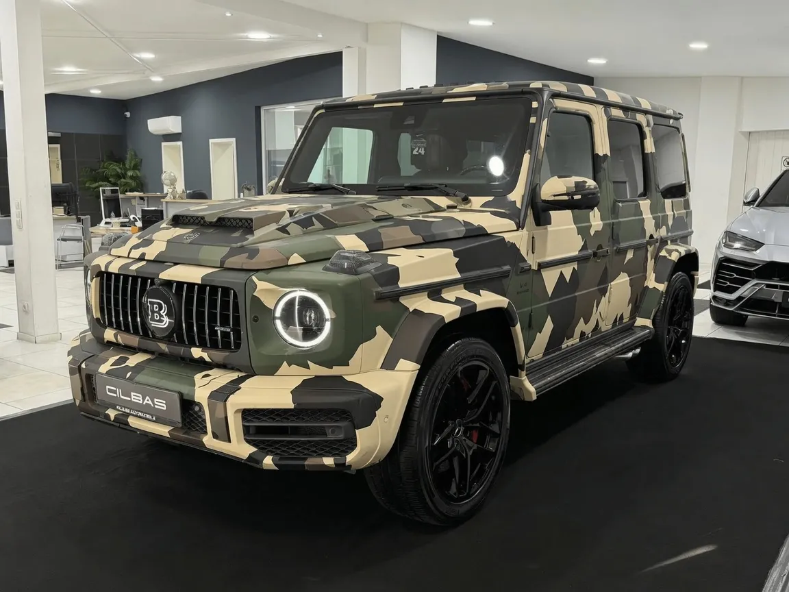 Pattern Camo vinyl wrap on Mercedes-Benz G-Class